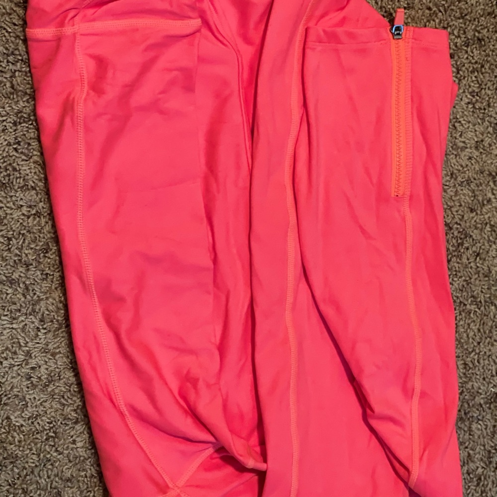 2 Pairs Of Fabletics Motion365 4xl - image 4